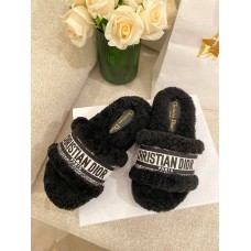 HERM∈S Slippers