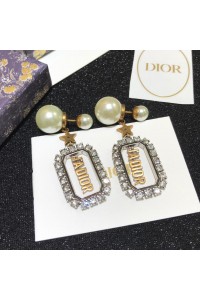 [Megan Recommend] Classic D Earrings 1002