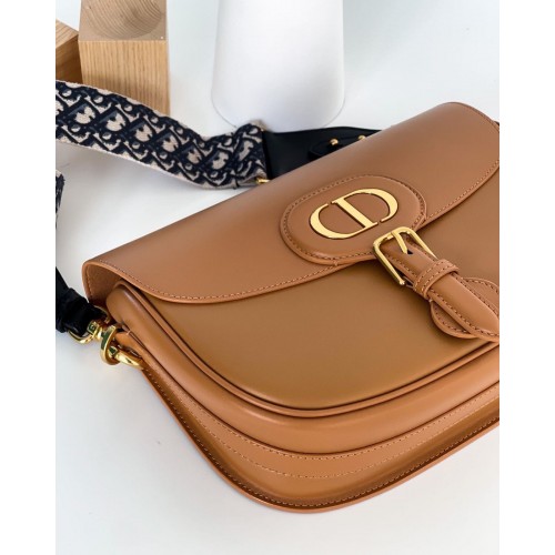 LARGE DION BOBBY BAG(STRAP INCLUDED)(27CM)