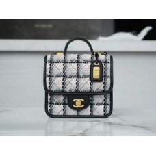 22k Handbag Limited (20.5cm)
