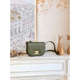 Maillon Triomphe Medium Bag in Calfskin Leather (Green 23cm)