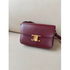Triomphe Teen Bag in Calfskin Leather (23cm)