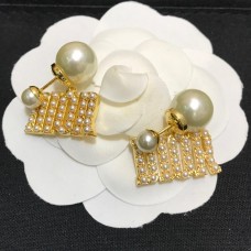 Dion Pearl Studs