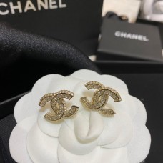 CHANLE CC EAR STUDS