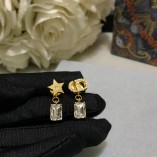 DION CD CRYSTAL AND STAR EARRINGS