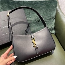 YSI LE57 UNDERARM BAG (24.5CM)