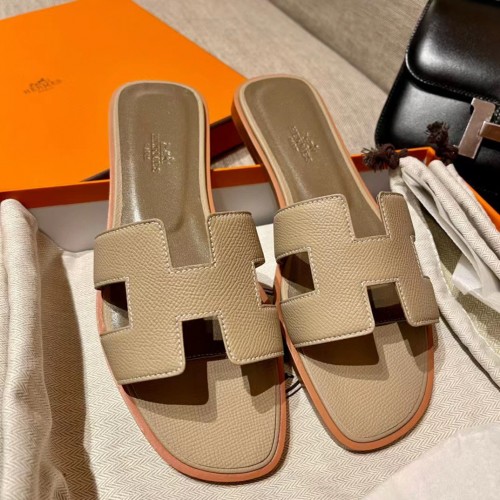 HERMES Oran Sandals (Large Size Included)