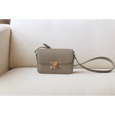 C*LIN* MEDIUM TRIOMPHE BAG IN SHINY CALFSKIN(22.5CM)