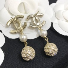 Chanle earrings 16