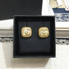 Chanle earrings 103
