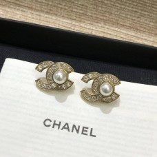 Chanle earrings 132