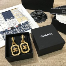 Chanle earrings 144